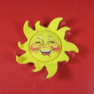 Vintage Annalee Doll Society "96 -"97 Felt Sun Shine Pin